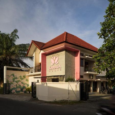 日惹卡玛拉屋酒店 外观 照片